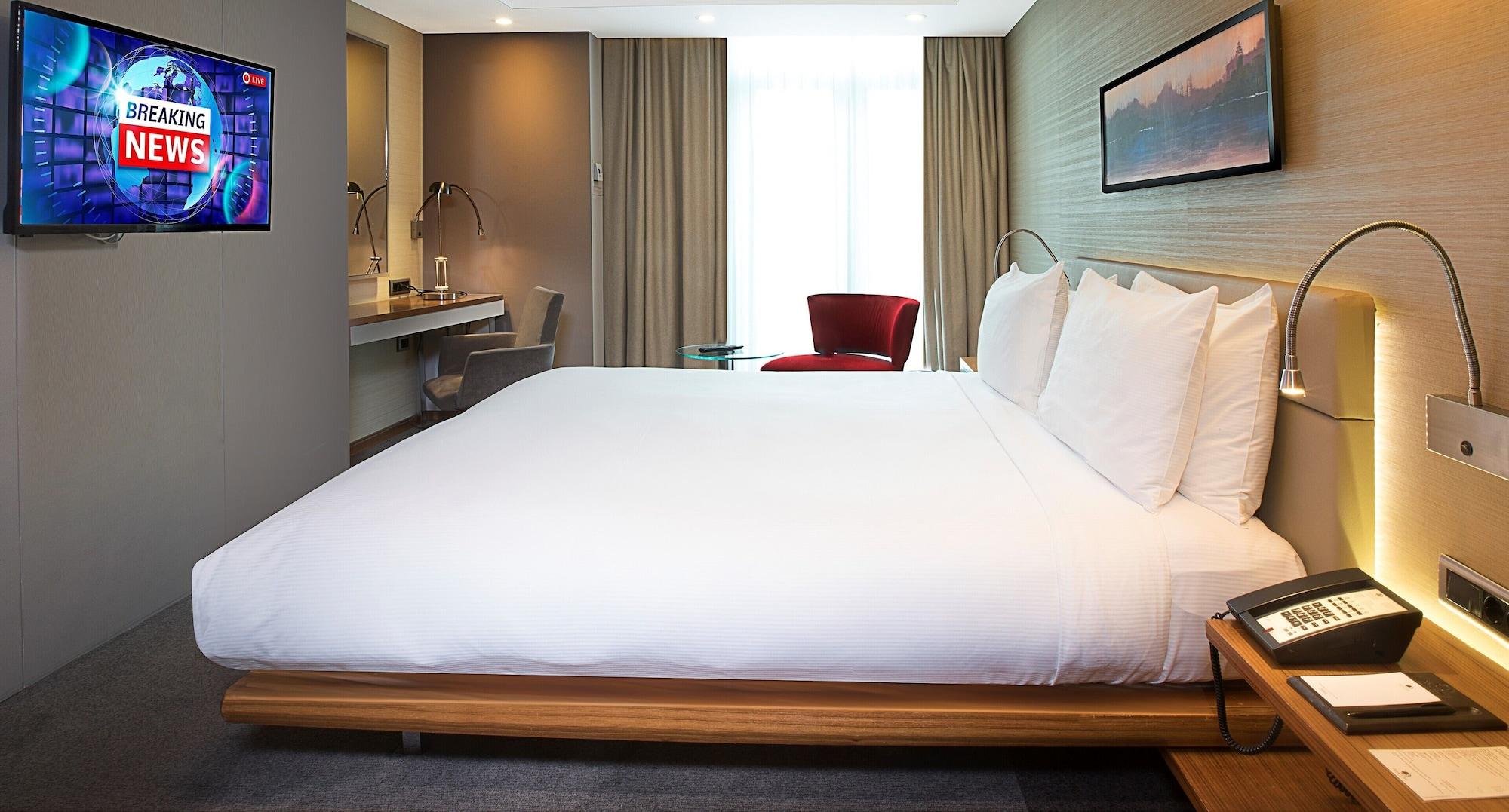 Hotel Doubletree By Hilton Istanbul - Old Town Exterior foto A room at the hotel