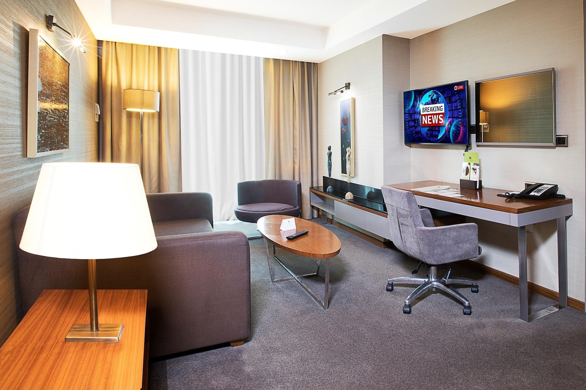 Hotel Doubletree By Hilton Istanbul - Old Town Exterior foto Suite