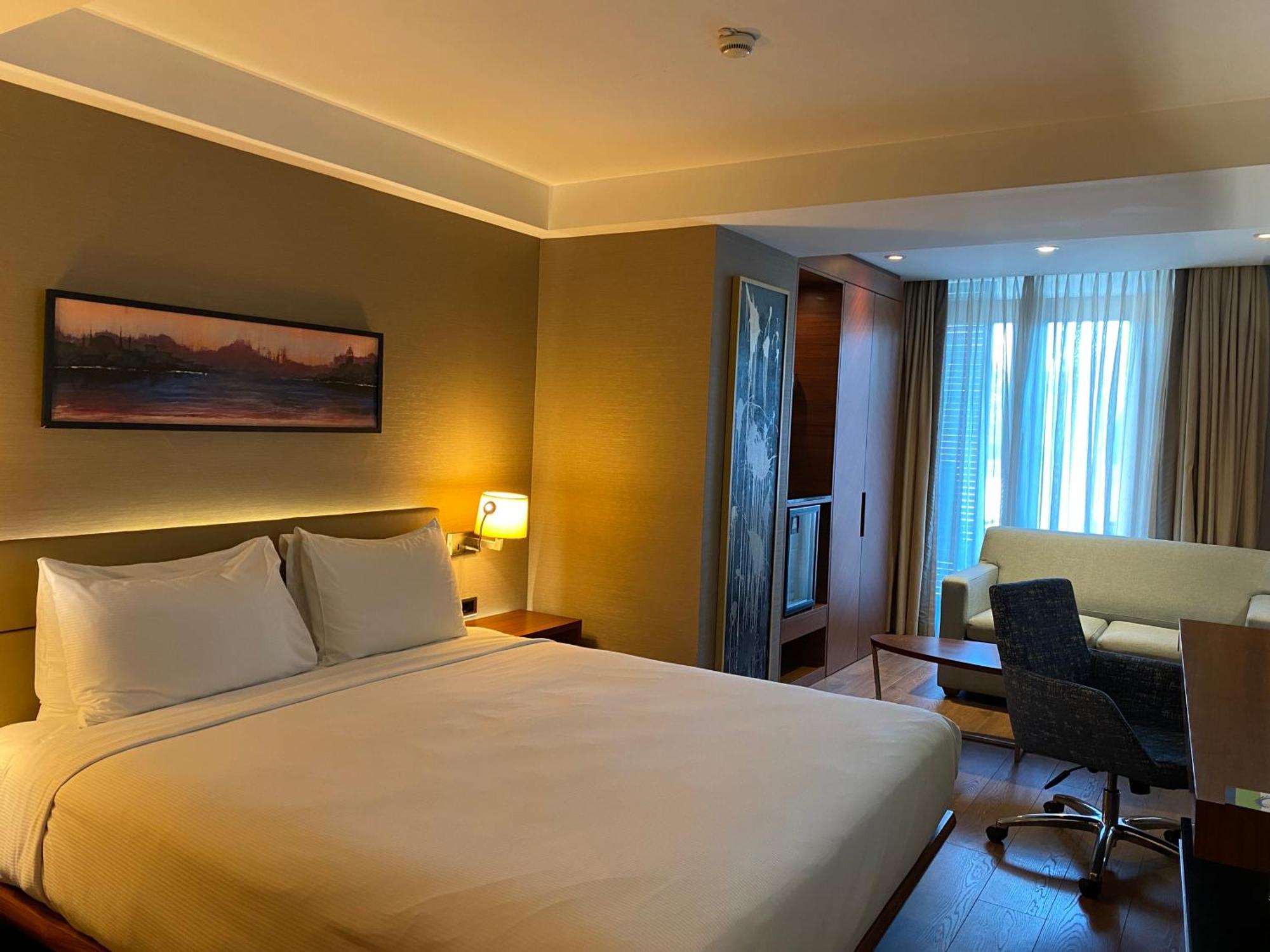 Hotel Doubletree By Hilton Istanbul - Old Town Exterior foto A room at the hotel
