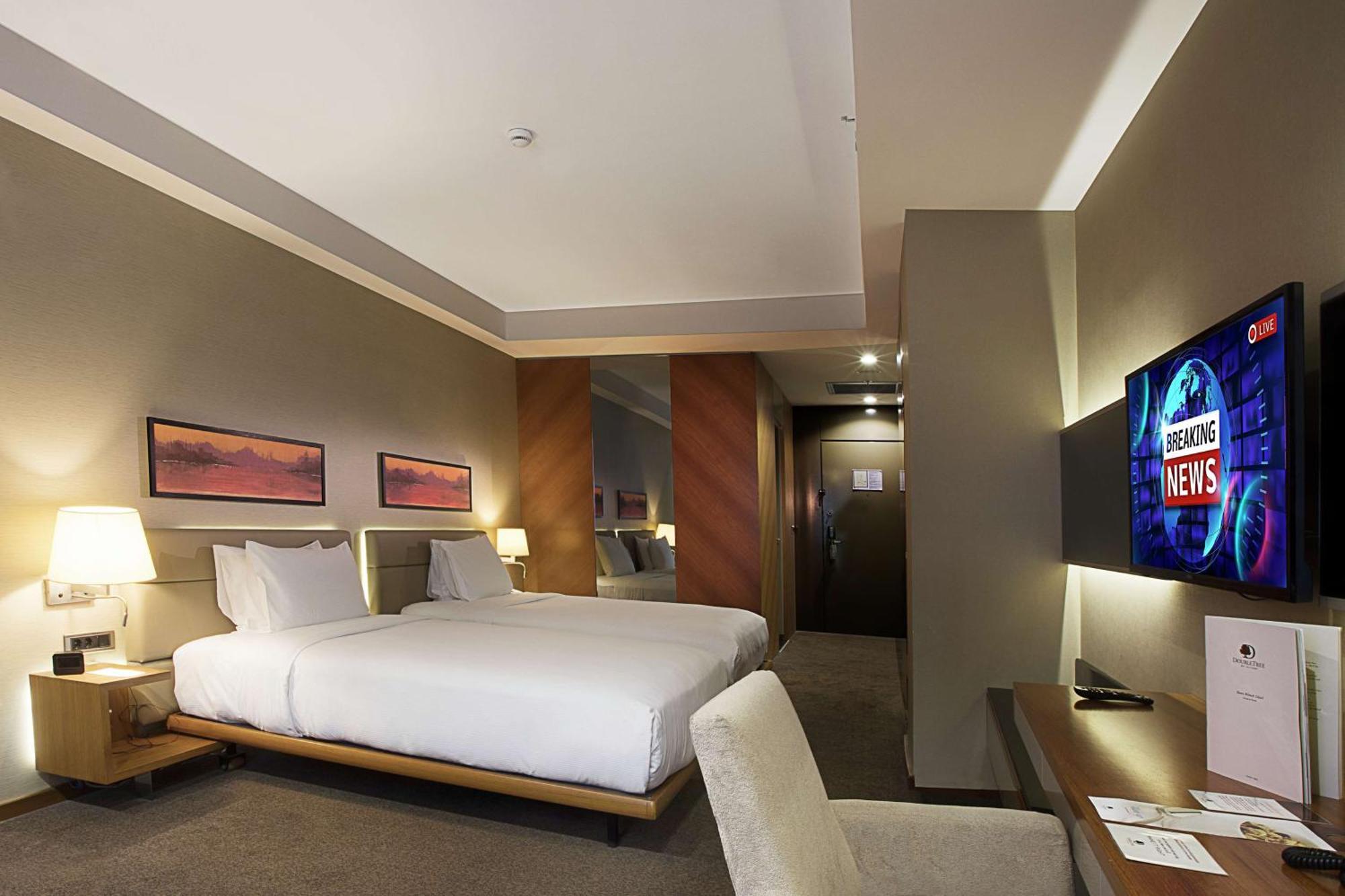 Hotel Doubletree By Hilton Istanbul - Old Town Exterior foto