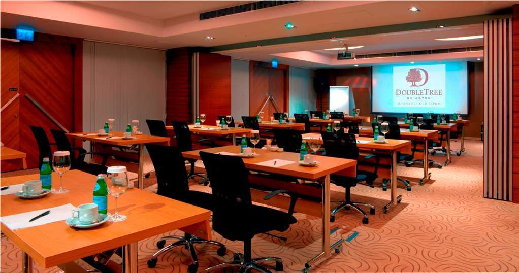 Hotel Doubletree By Hilton Istanbul - Old Town Facilidades foto Meeting room